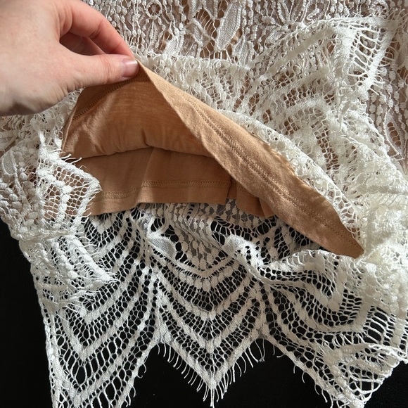 Express Cream Lace Asymmetrical Tank Top - Picture 2 of 6